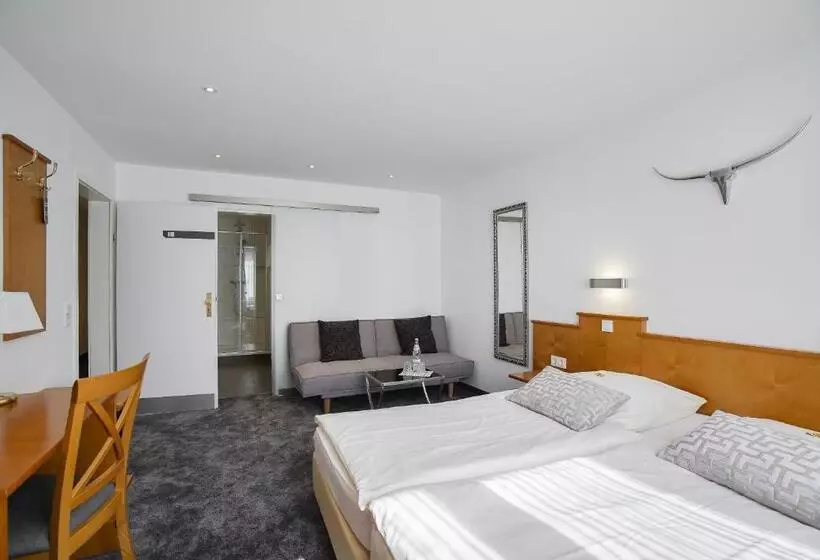 Standard-huone, Maxim