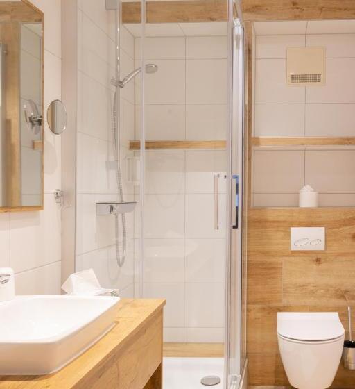 חדר סטנדרט לשלושה, Renchtalblick