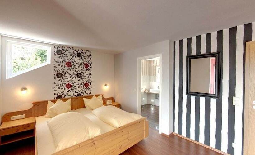 חדר סופריור, Renchtalblick