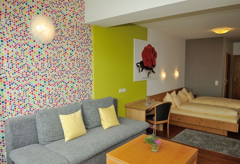 חדר סופריור, Renchtalblick