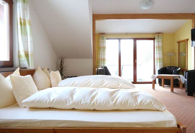 חדר משפחתי, Renchtalblick