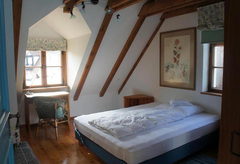 Quarto Estandar, Schwarzer Adler