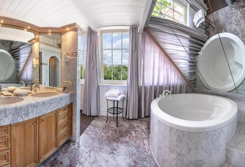 Suite Vista Lago, Seevilla