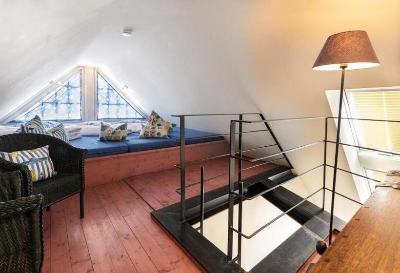 Suite Vista Lago, Seevilla