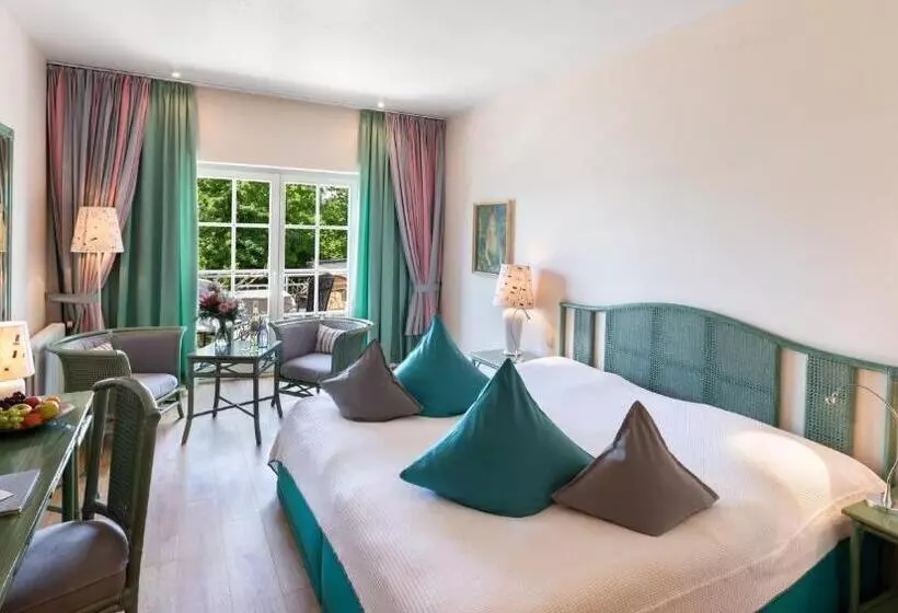Comfort room with balcony, Seevilla