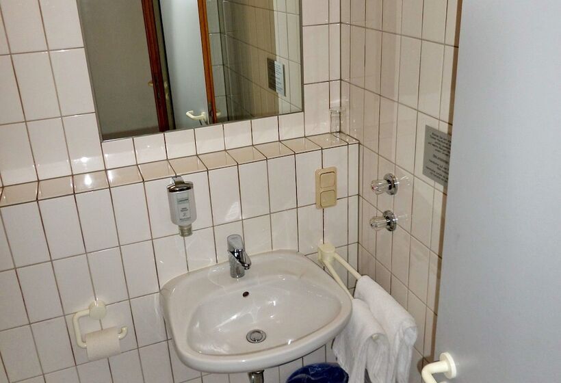 غرفة بيزنس, Sehnder Hof