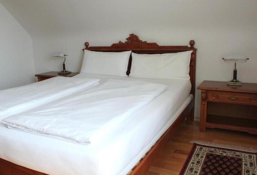 Номер Стандарт, Viktoria