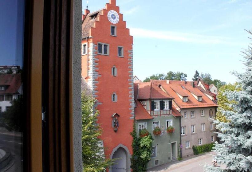 Family Suite, Viktoria