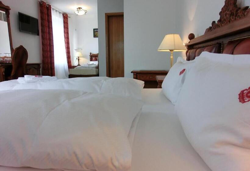 Семейный Номер, Viktoria