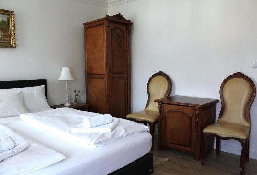 Номер Economy, Viktoria