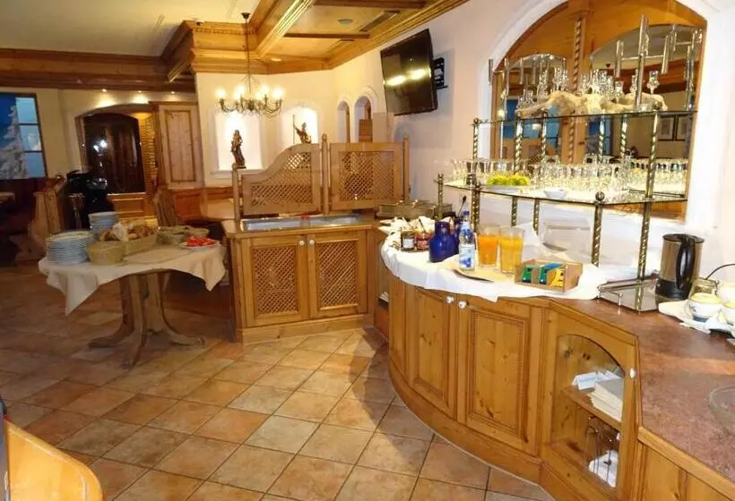 スタンダード4人部屋, & Weinstube Restaurant Filling