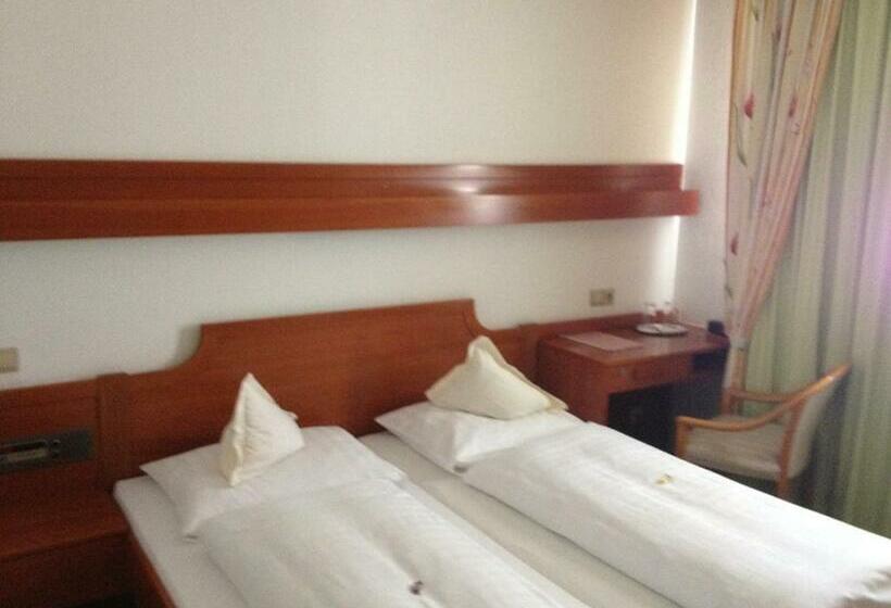 חדר סטנדרט, Zum Ritter