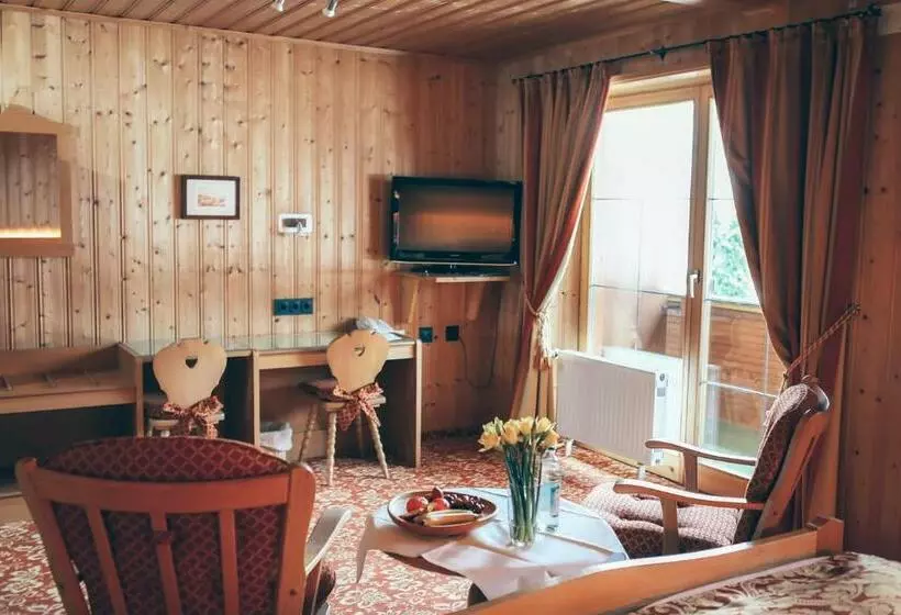 Perhehuone, Landhotel Zur Grenze