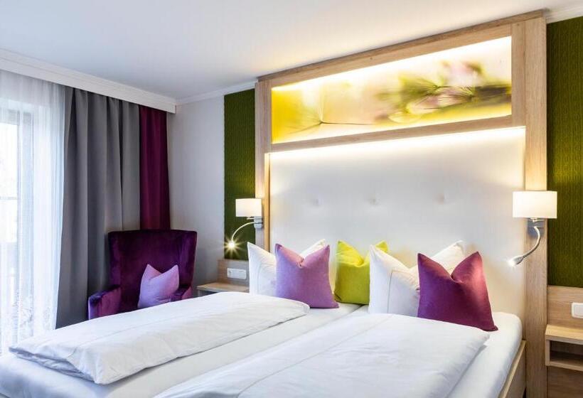 バルコニー付きスタンダードルーム, Gasthof Metzgerei Stöberl