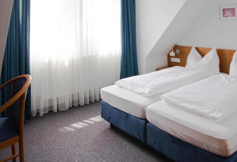 Номер Стандарт, Gästehaus Zur Kurve