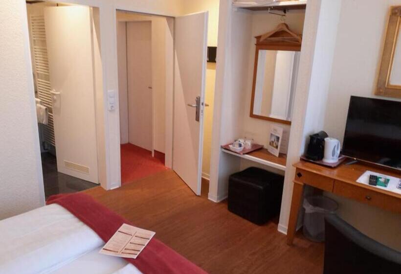 Номер Стандарт, Schlosshotel Domäne Walberberg