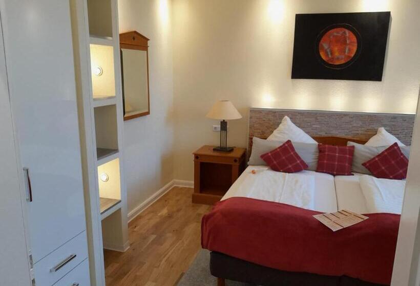 Номер Стандарт, Schlosshotel Domäne Walberberg