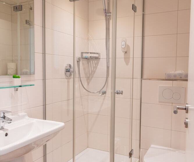 Трехместный Номер Базовый, Bad Durkheim