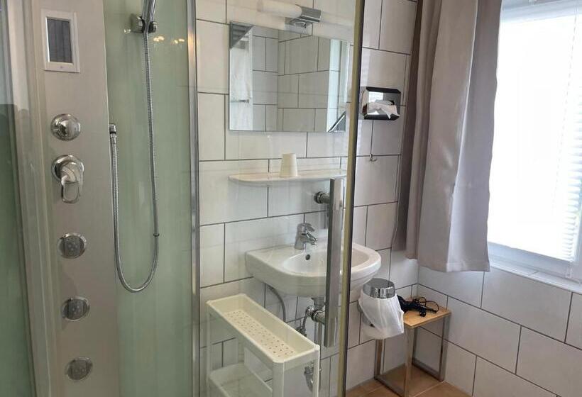 اتاق استاندارد, Berghotel Harz