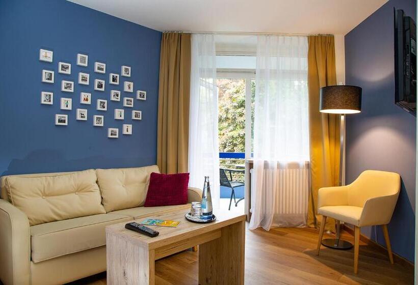 스탠다드 스튜디오, Finiresort Badenweiler