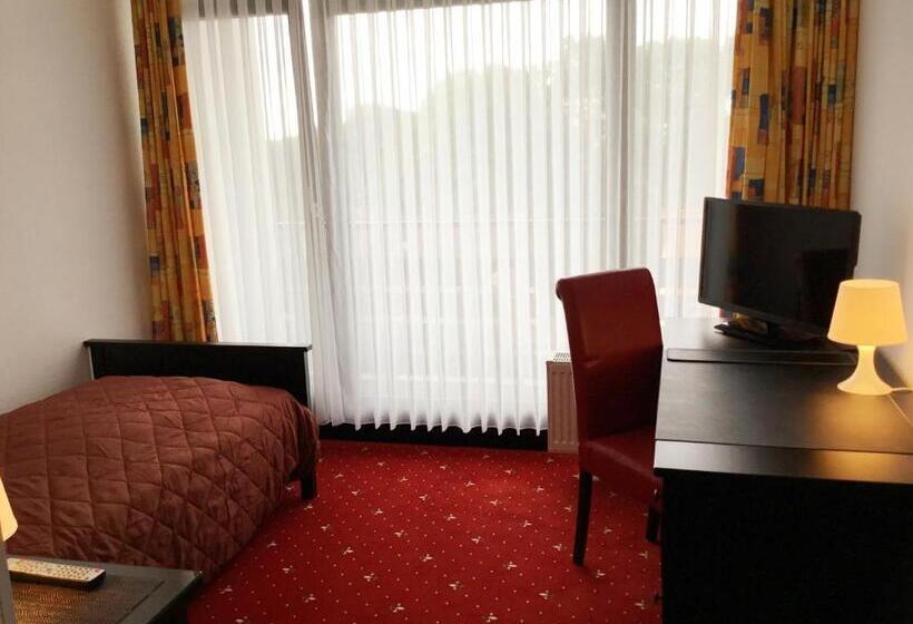 Номер Комфорт Индивидуальный, Habitación Doble Estándar   Panorama Hotel Pension Frohnau