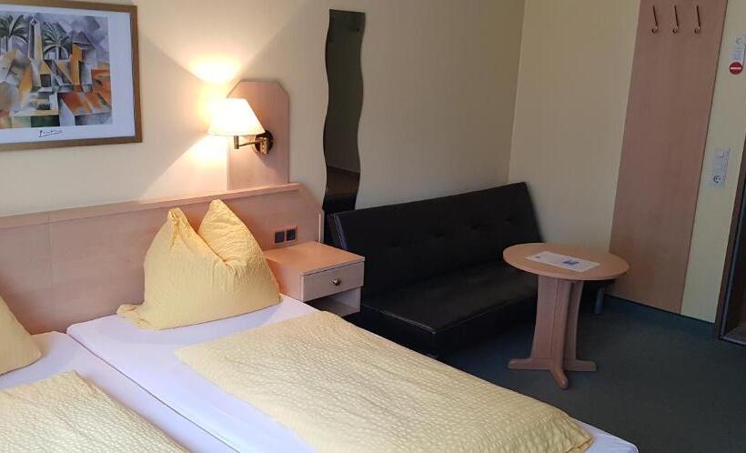 غرفة كومفورت, Habitación Doble Estándar   Panorama Hotel Pension Frohnau