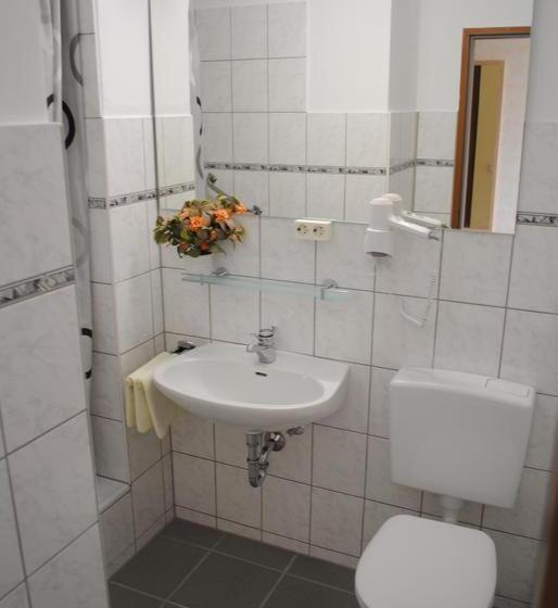 غرفة كومفورت, Habitación Doble Estándar   Panorama Hotel Pension Frohnau