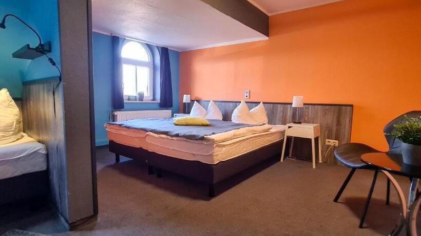 חדר משפחתי, Harz Hostel