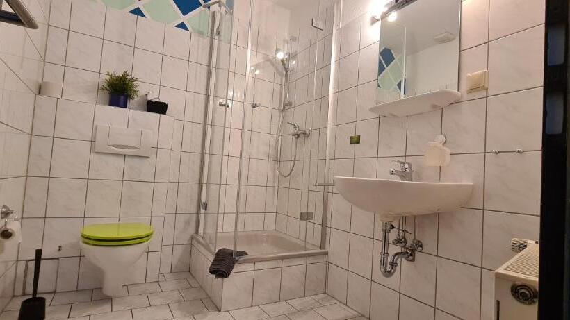 חדר משפחתי, Harz Hostel