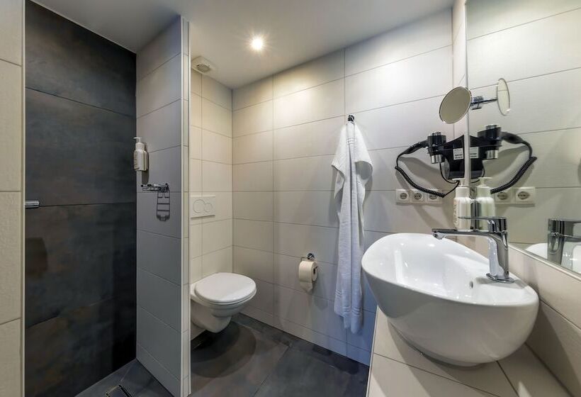 منزل غرفة نوم واحدة, Akzent Hotel Restaurant Roter Ochse Rhens Bei Koblenz