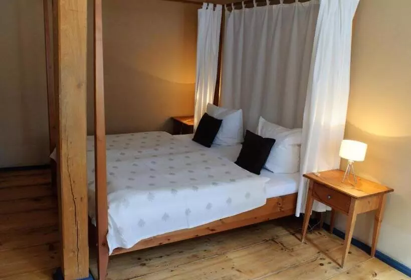 Standard-huone, Am Hoken