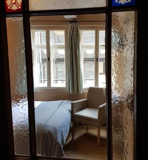 חדר סטנדרט, Am Hoken