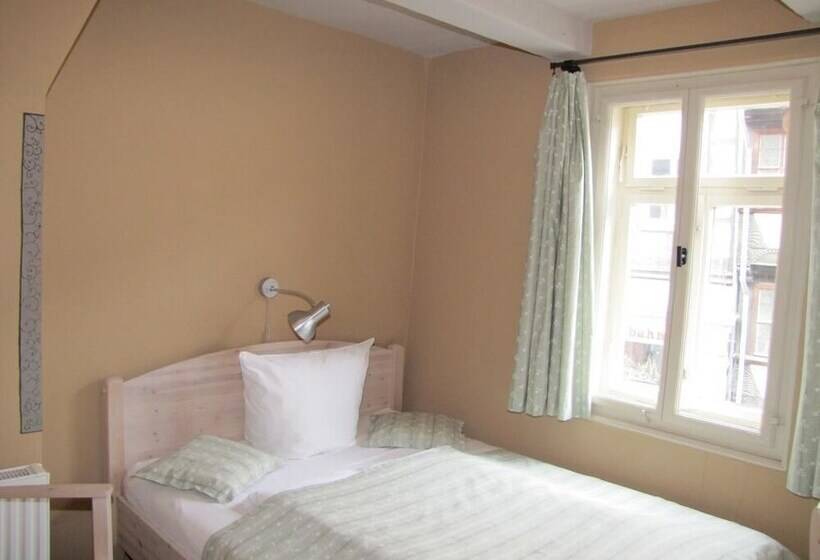 חדר סטנדרט יחיד, Am Hoken