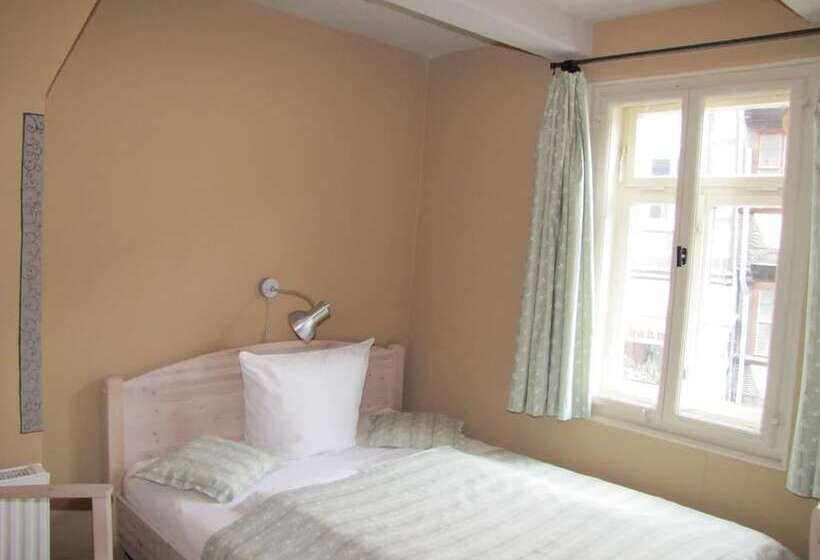 חדר סטנדרט יחיד, Am Hoken