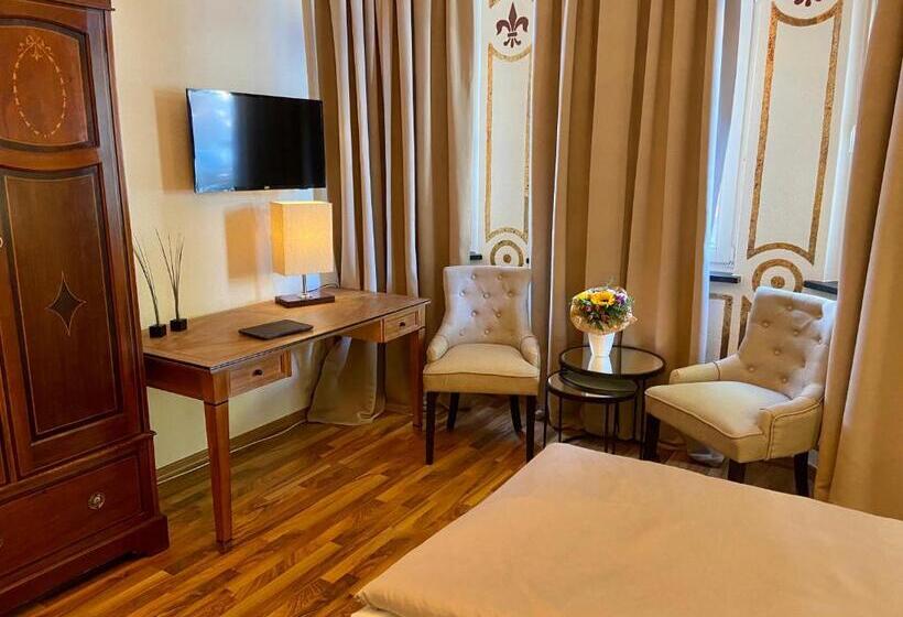 اتاق استاندارد, Ambiente Et Art