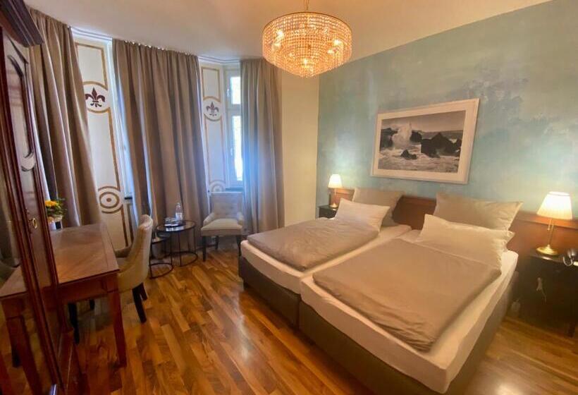 اتاق استاندارد, Ambiente Et Art