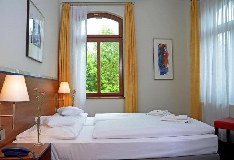 اتاق استاندارد, & Apartments Fürstenhof Am Bauhaus