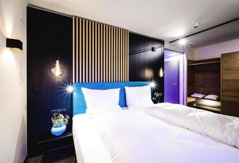 Номер Superior с Балконом, Aqua Blu