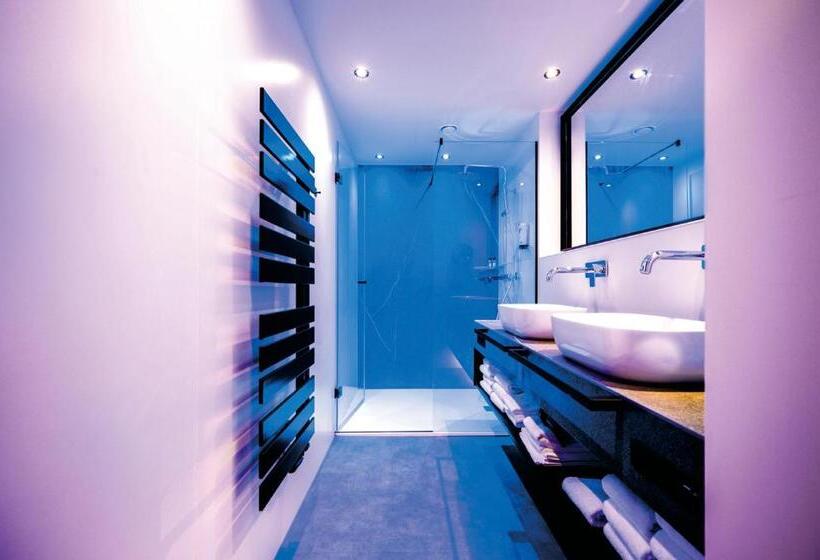 Номер Deluxe с Балконом, Aqua Blu