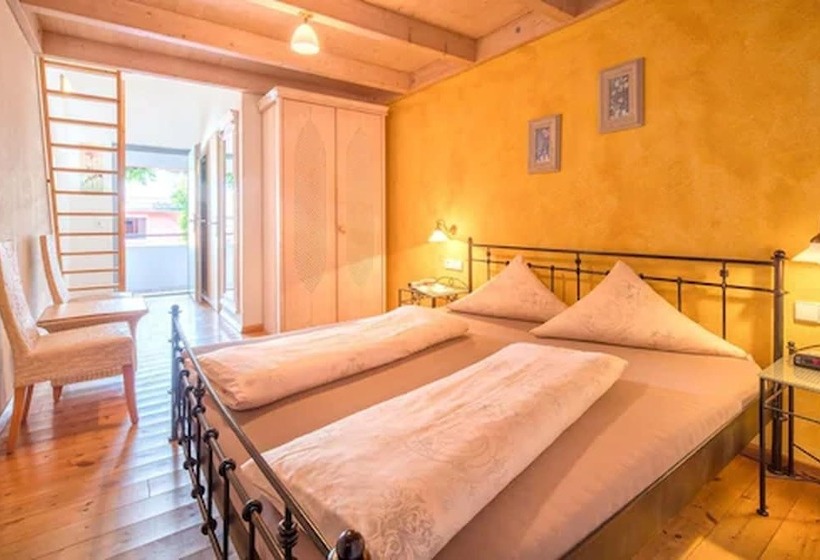 家庭间, Arndt Hotel Garni