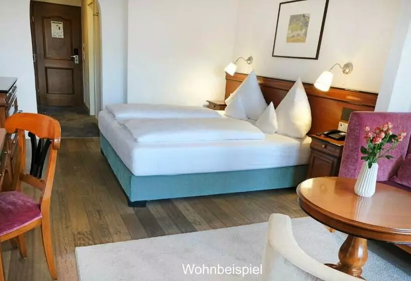 اتاق لوکس با بالکن, Bayerischer Hof