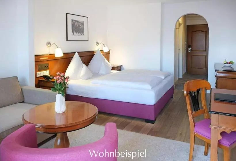اتاق لوکس با بالکن, Bayerischer Hof