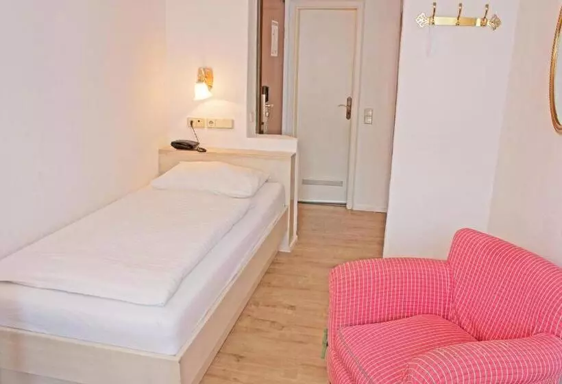 اتاق اکونومی یک تخته, Bayerischer Hof