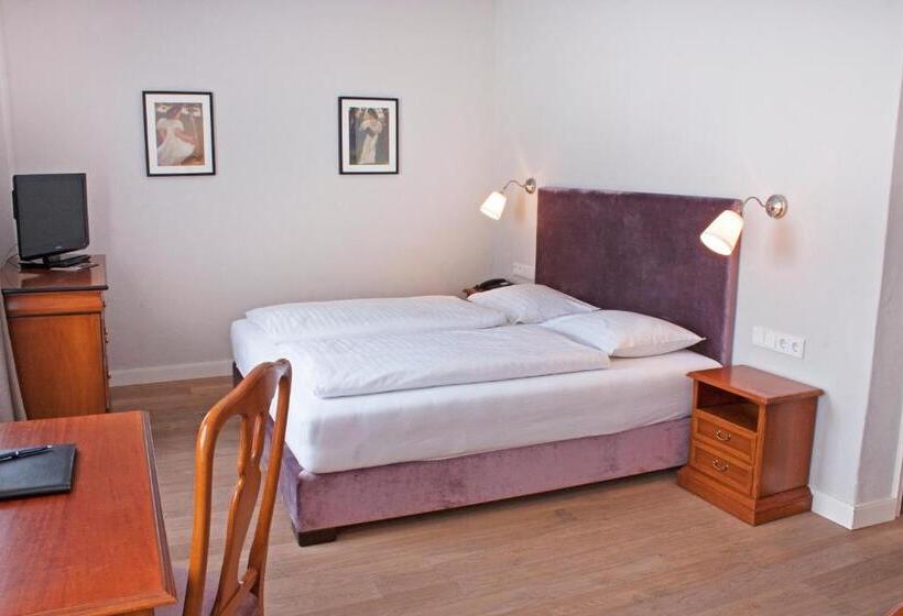 スーペリアールーム, Bayerischer Hof