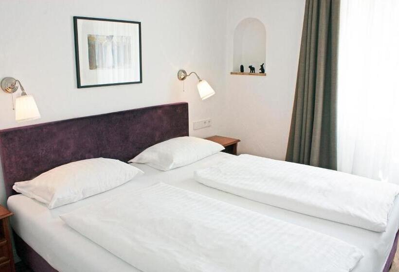 Номер Superior, Bayerischer Hof
