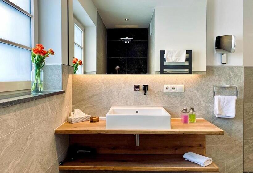 テラス付きスタンダードルーム, Bayerischer Hof