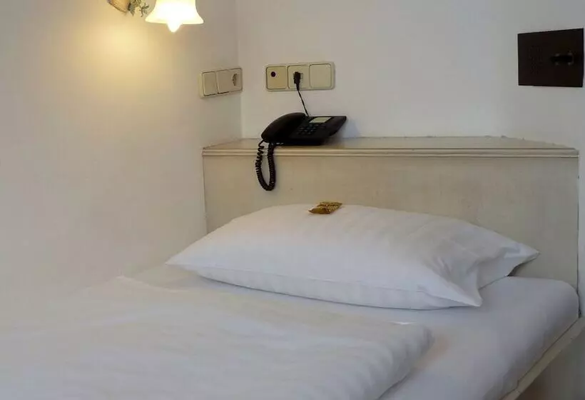 اتاق اکونومی یک تخته, Bayerischer Hof
