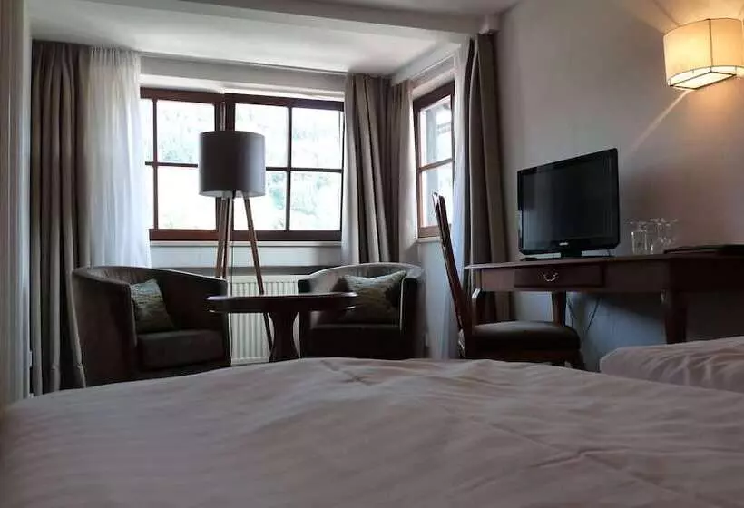 اتاق استاندارد, Bayerischer Hof