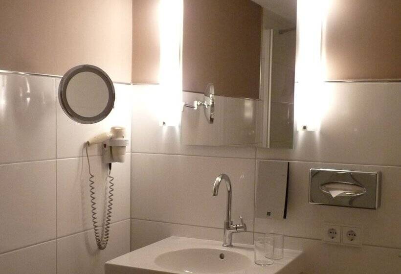 スーペリアールーム, Bayerischer Hof