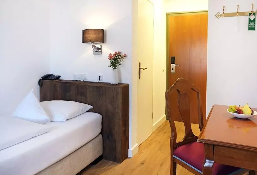 اتاق اکونومی یک تخته, Bayerischer Hof